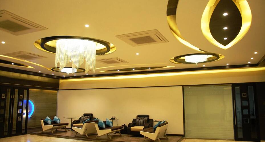Hotel Sarvottam, Anand 4